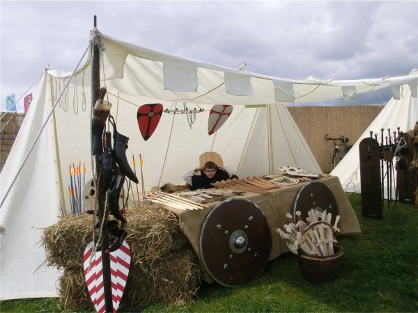 Stand de marché Actus, naturel